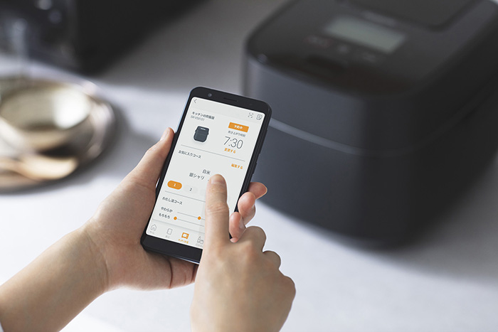 お米に合ったベストな炊き方をしてくれるパナソニックの『SR-VSX1』